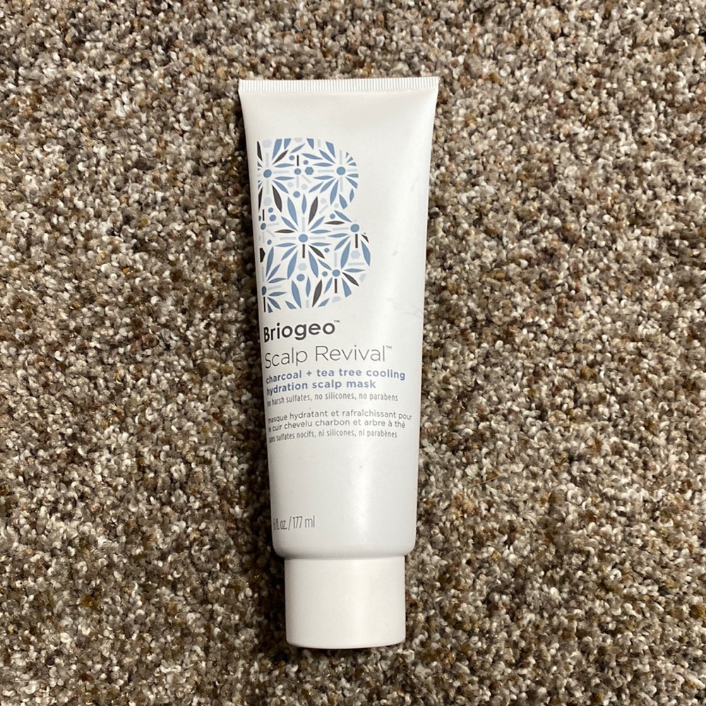 New Briogeo scalp revival charcoal tea tree cooling hydration scalp mask